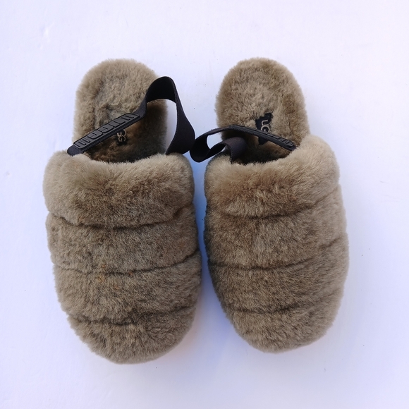 Ugg Super Fluff Closed Toe Slippers Green - Picture 7 of 10